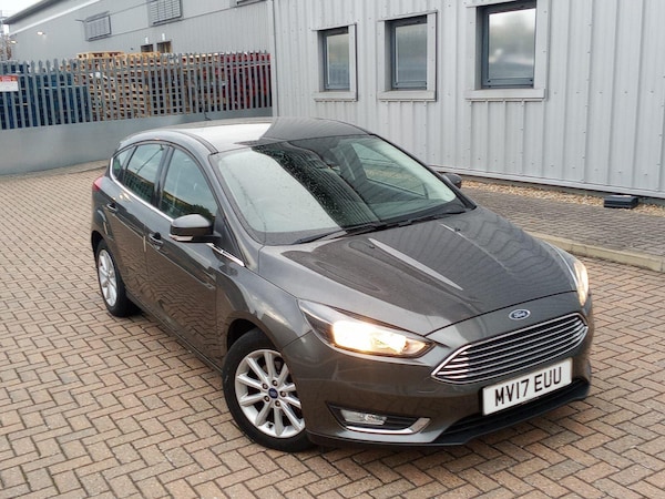 Used Ford Focus 2017 for sale - 76179829: Photo 7