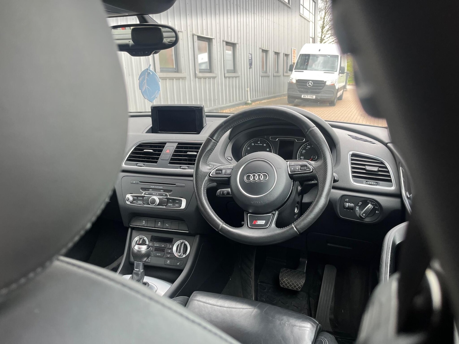 Used Audi Q3 2013 for sale - 78185110: Photo 23