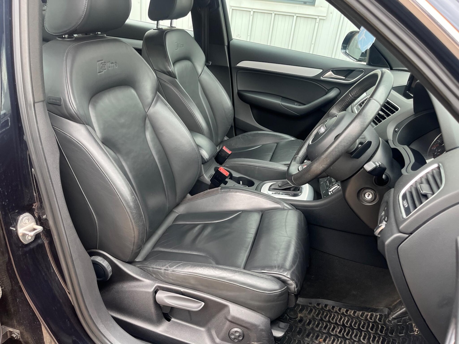 Used Audi Q3 2013 for sale - 78185110: Photo 30