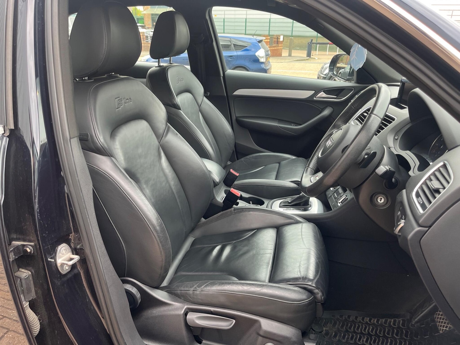 Used Audi Q3 2013 for sale - 78185110: Photo 31