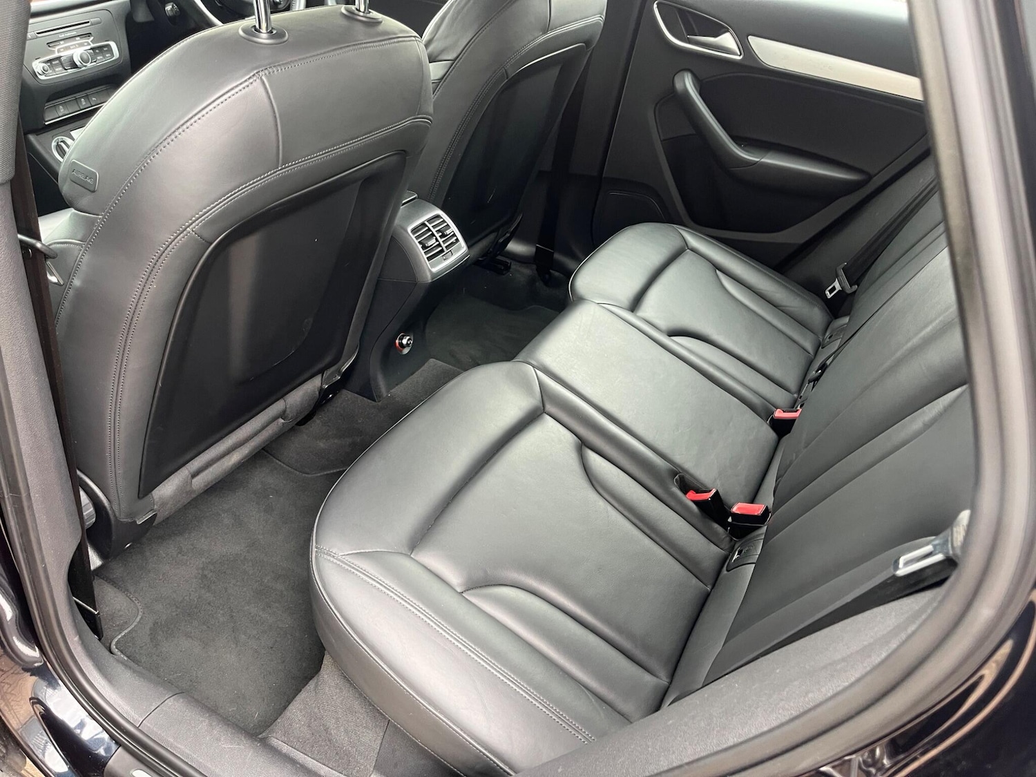 Used Audi Q3 2013 for sale - 78185110: Photo 40