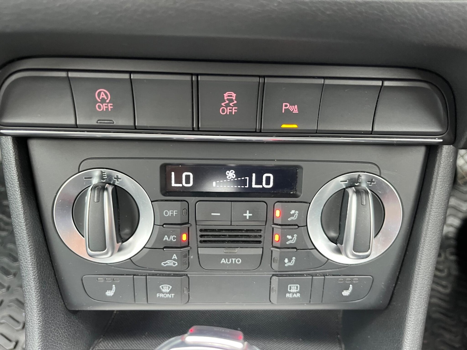 Used Audi Q3 2013 for sale - 78185110: Photo 46