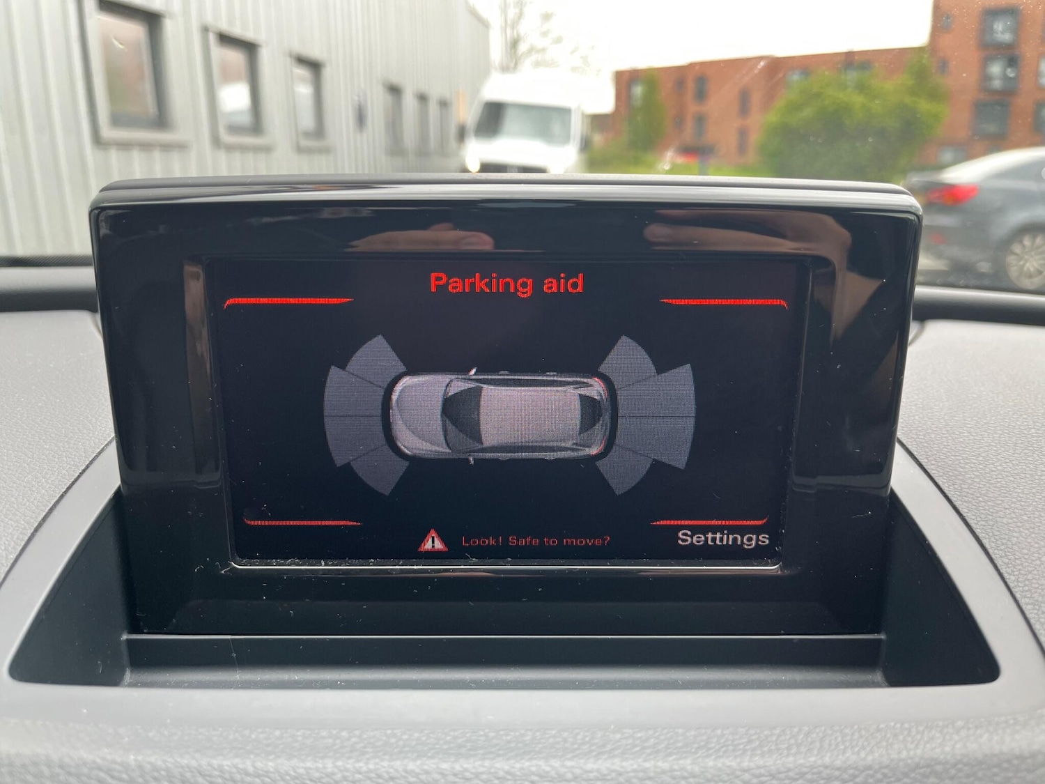 Used Audi Q3 2013 for sale - 78185110: Photo 64