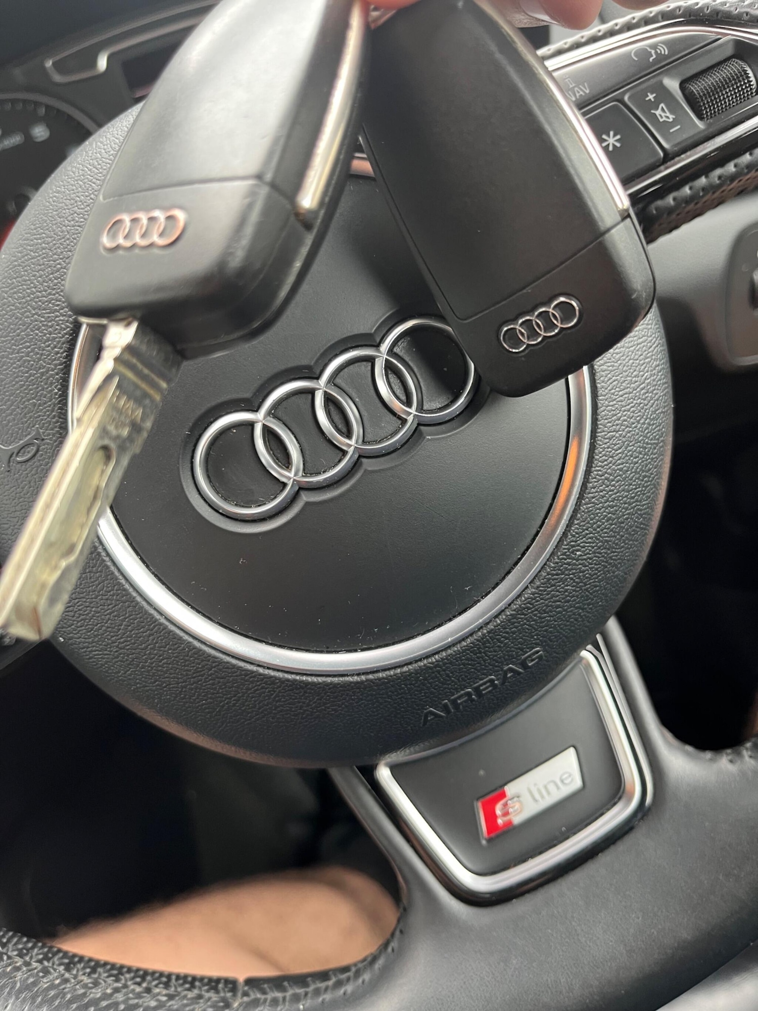 Used Audi Q3 2013 for sale - 78185110: Photo 73