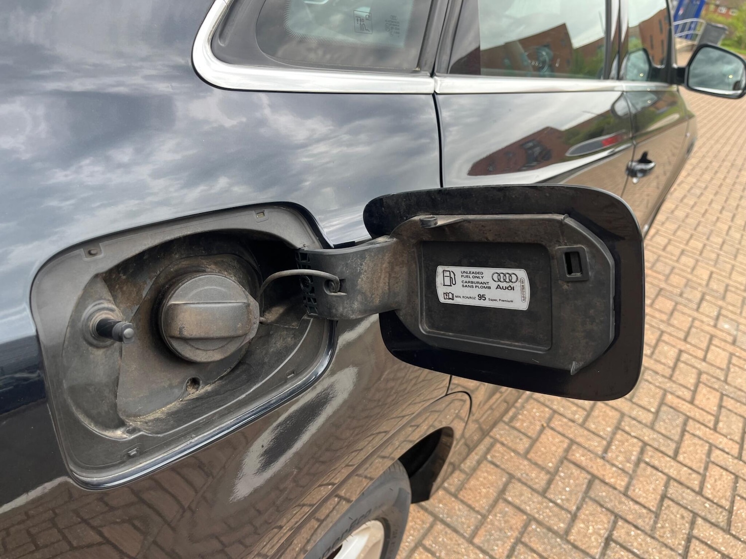 Used Audi Q3 2013 for sale - 78185110: Photo 90