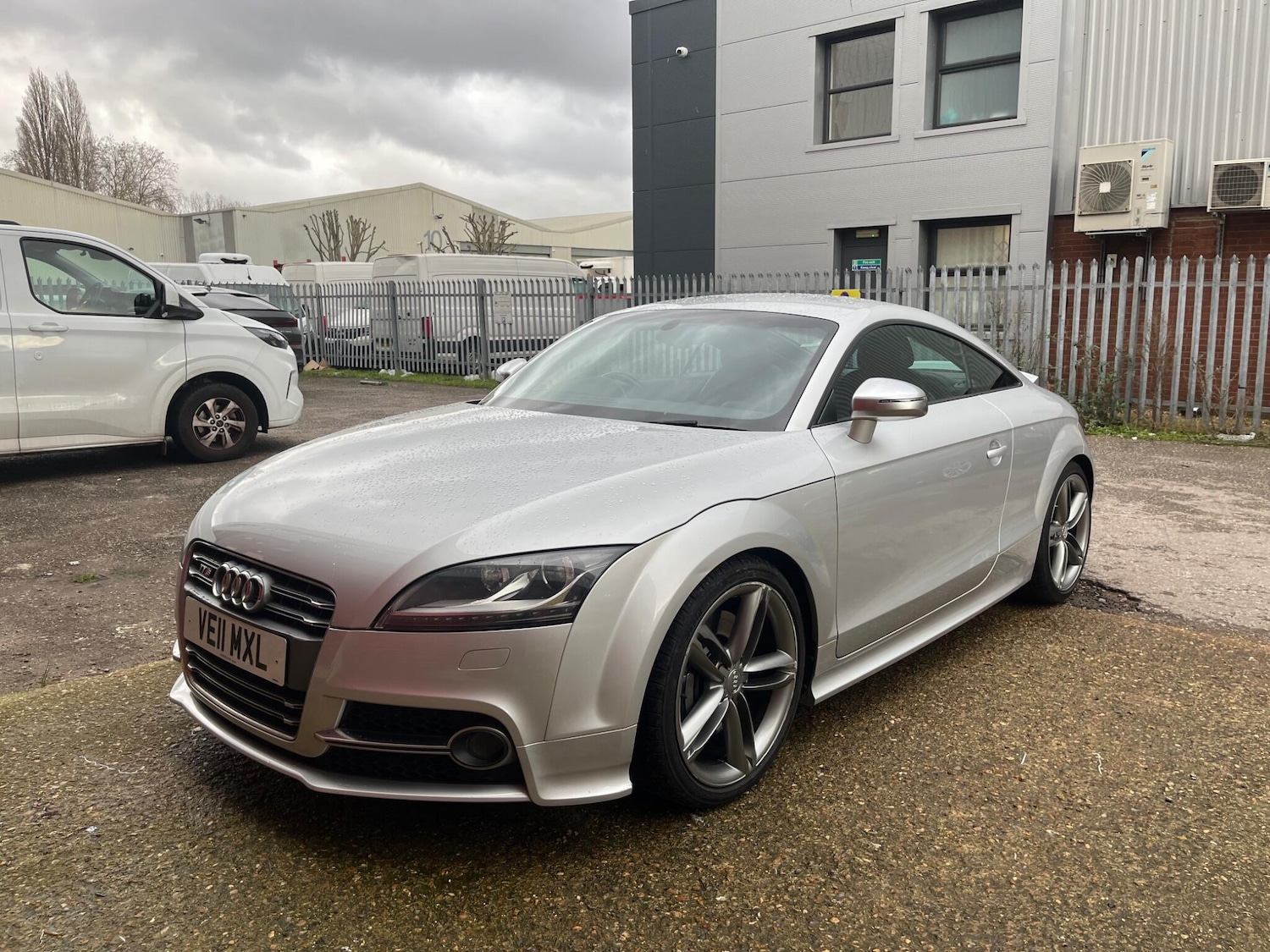 Used Audi TT 2011 for sale - 77305335: Photo 12