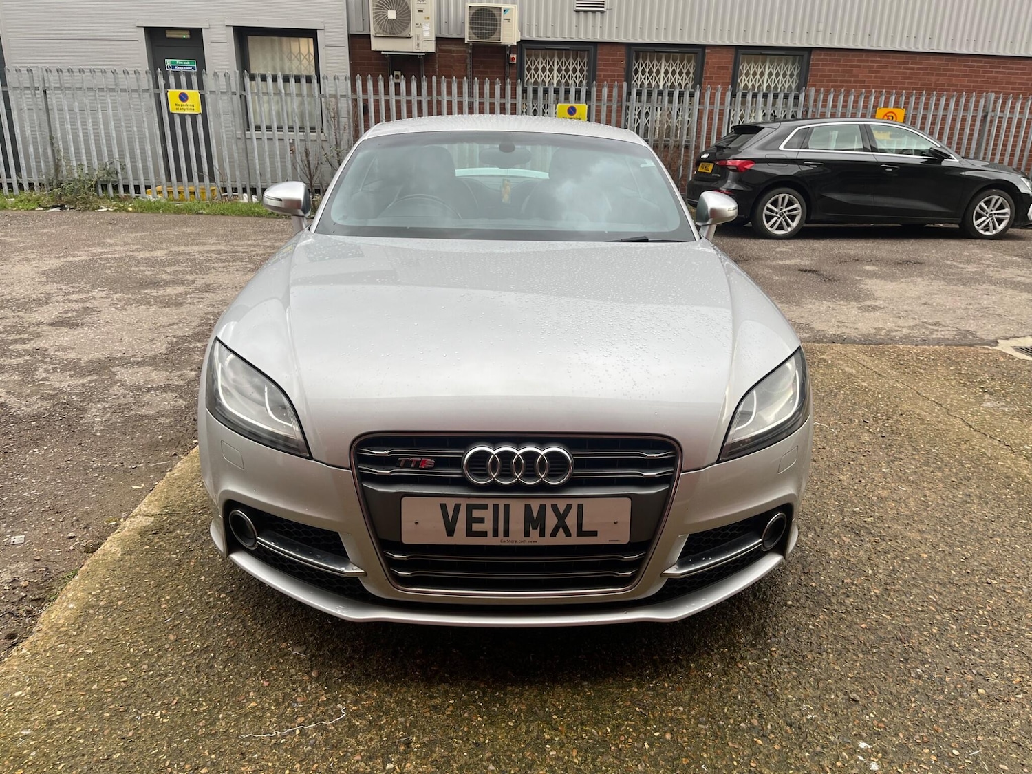 Used Audi TT 2011 for sale - 77305335: Photo 2