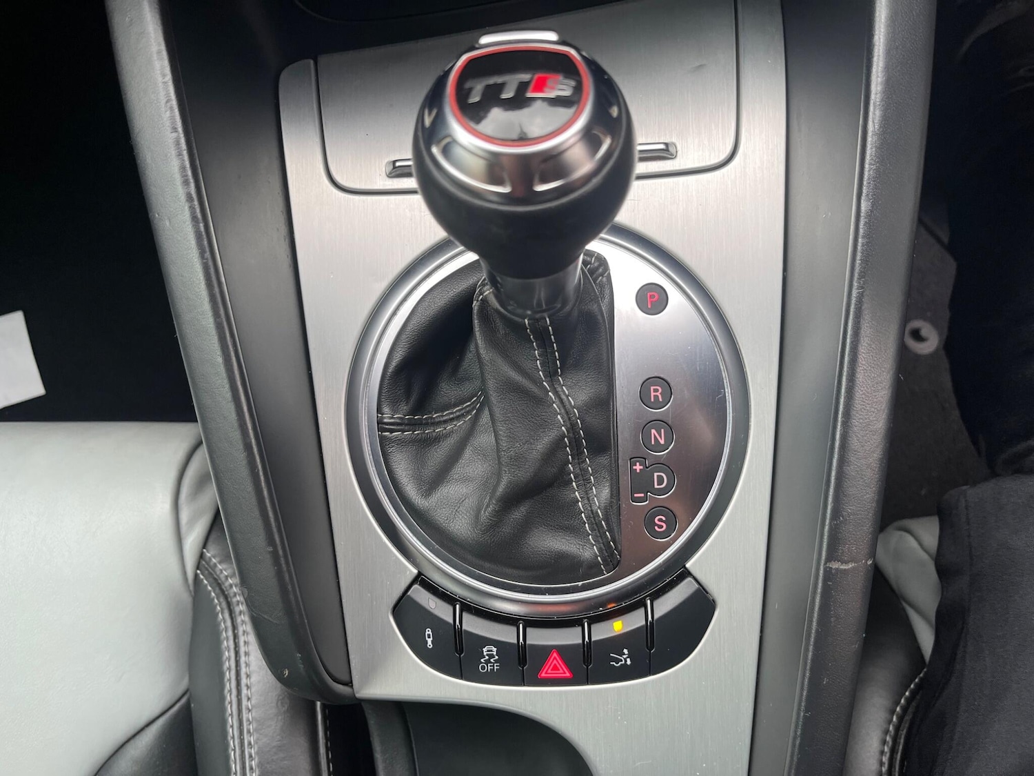 Used Audi TT 2011 for sale - 77305335: Photo 29