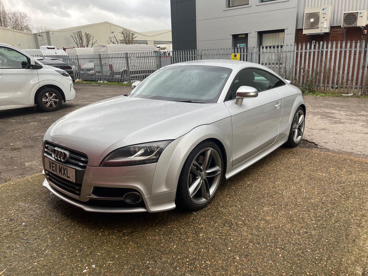 Used Audi TT 2011 for sale - 77305335: Photo 3