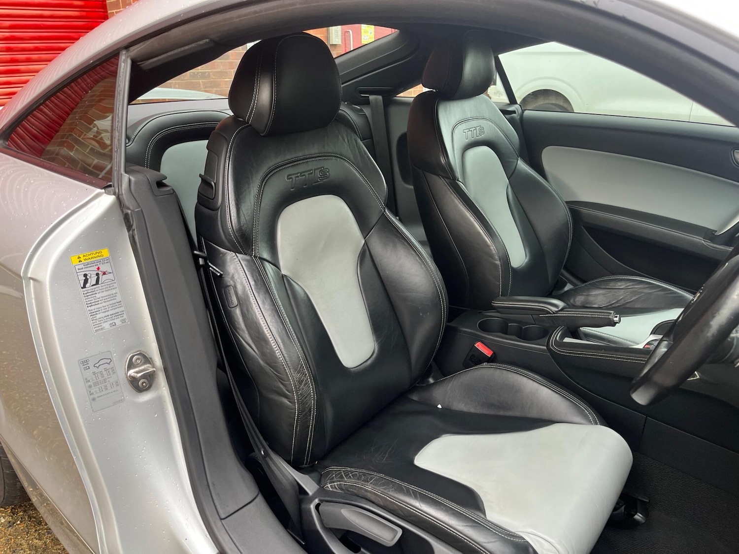 Used Audi TT 2011 for sale - 77305335: Photo 31