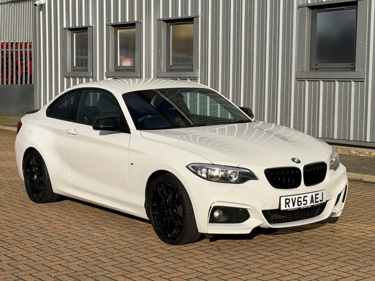 Used BMW 2 Series 2015 for sale - 76633051: Photo 1