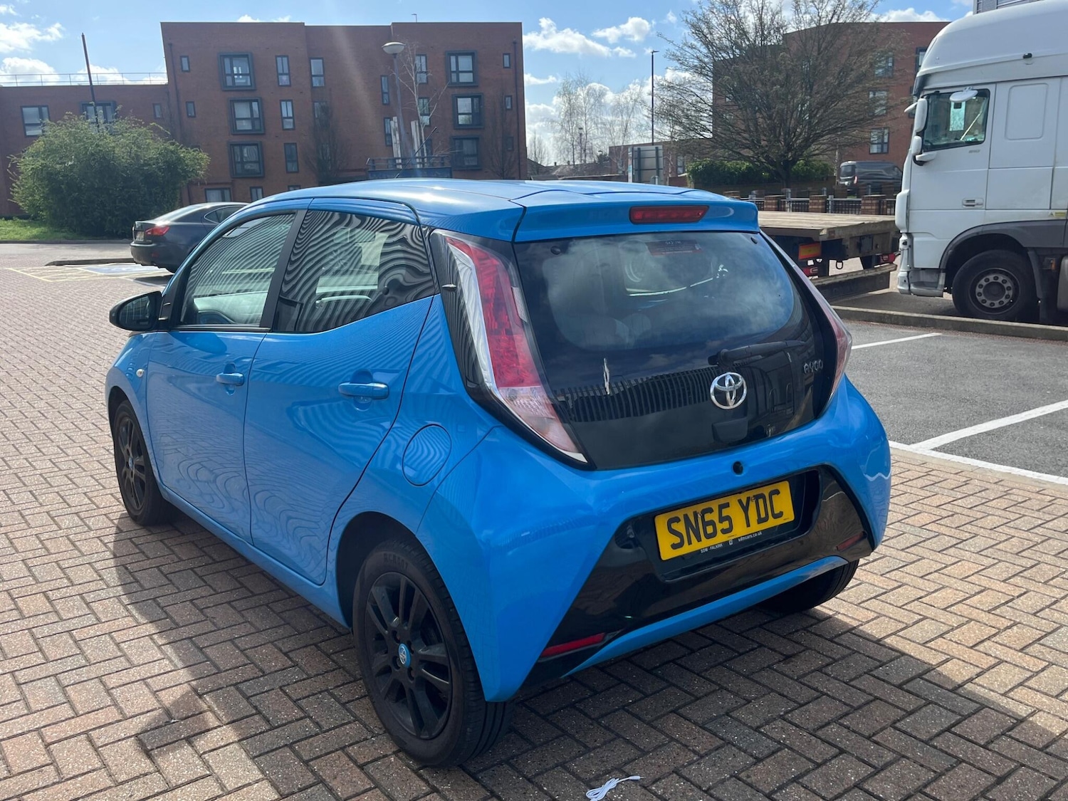 Used Toyota AYGO 2015 for sale - 77892539: Photo 17