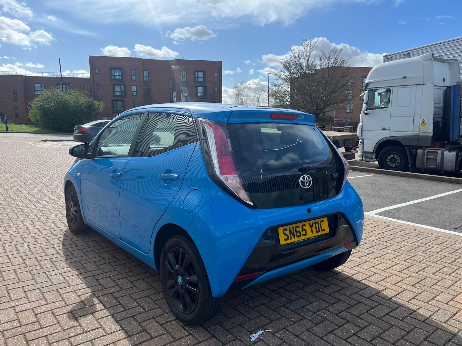 Used Toyota AYGO 2015 for sale - 77892539: Photo 18