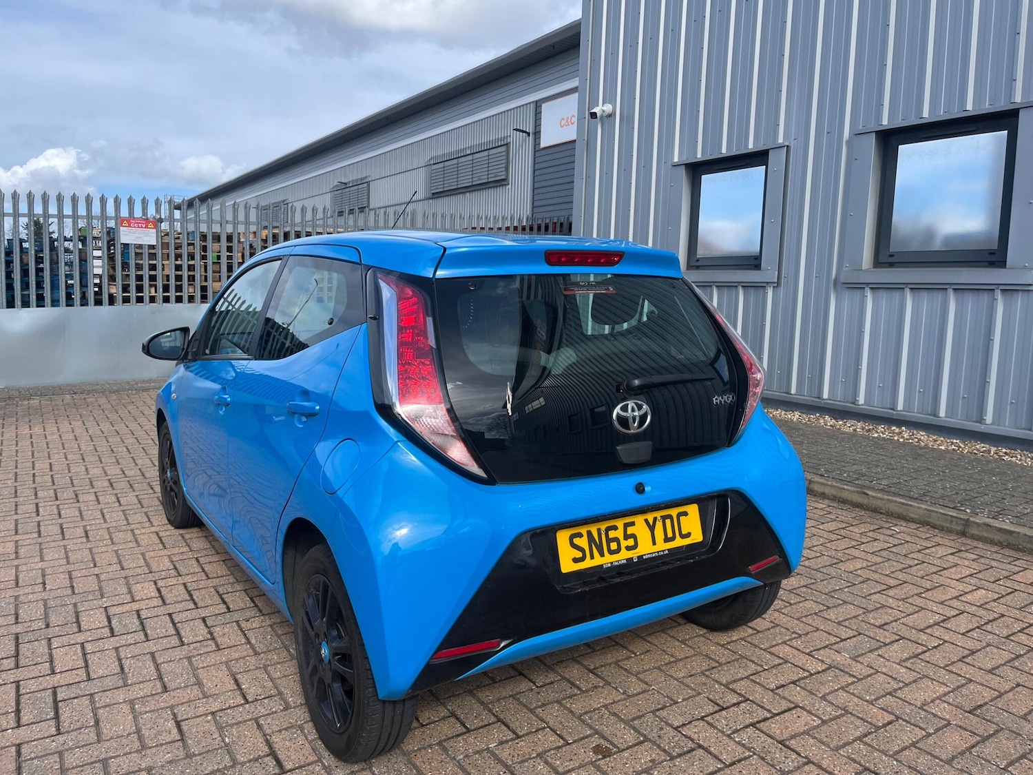 Used Toyota AYGO 2015 for sale - 77892539: Photo 19