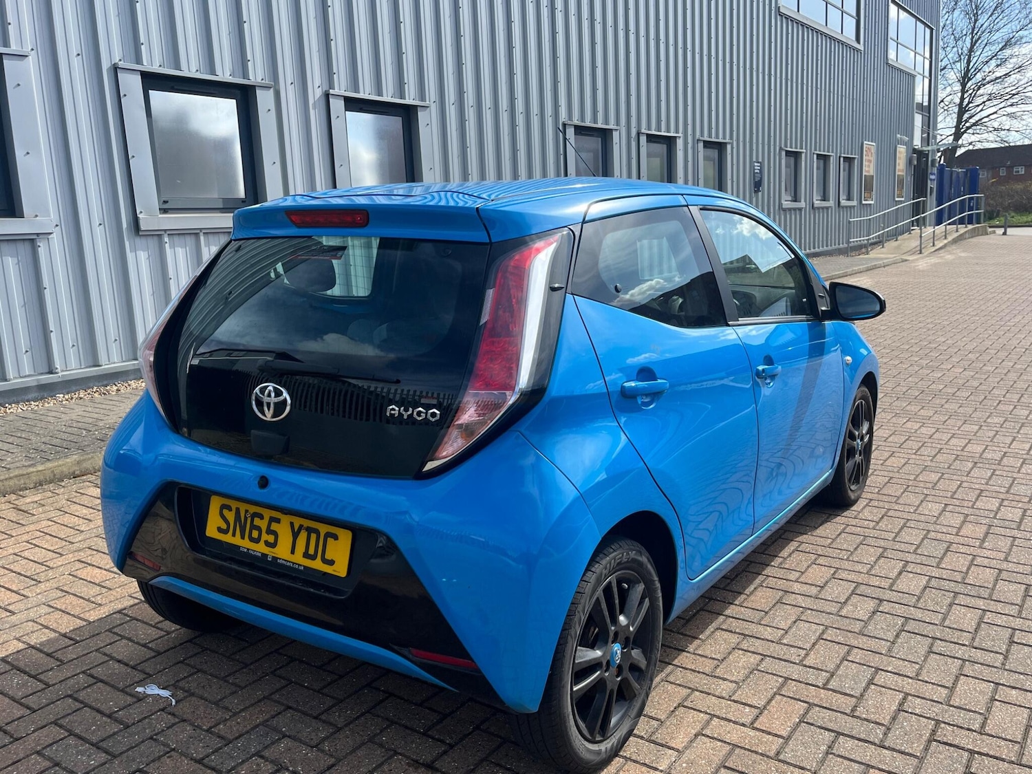 Used Toyota AYGO 2015 for sale - 77892539: Photo 24