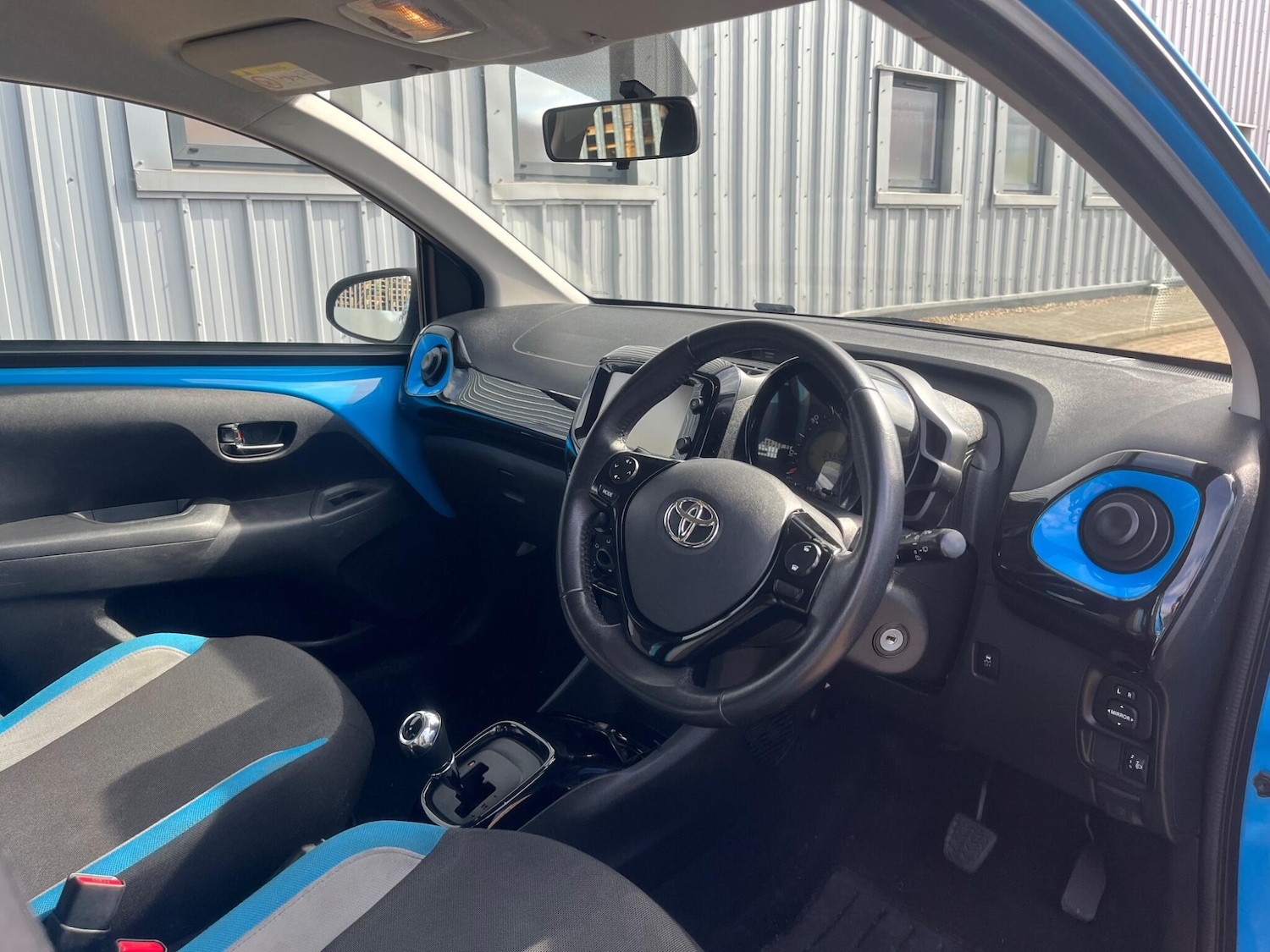 Used Toyota AYGO 2015 for sale - 77892539: Photo 27