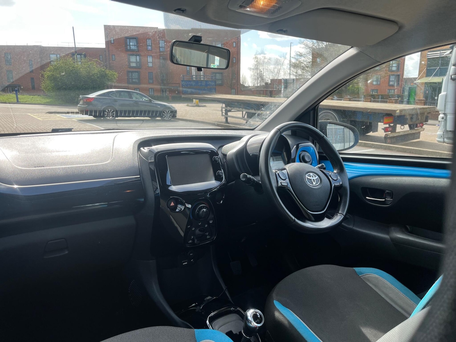 Used Toyota AYGO 2015 for sale - 77892539: Photo 29