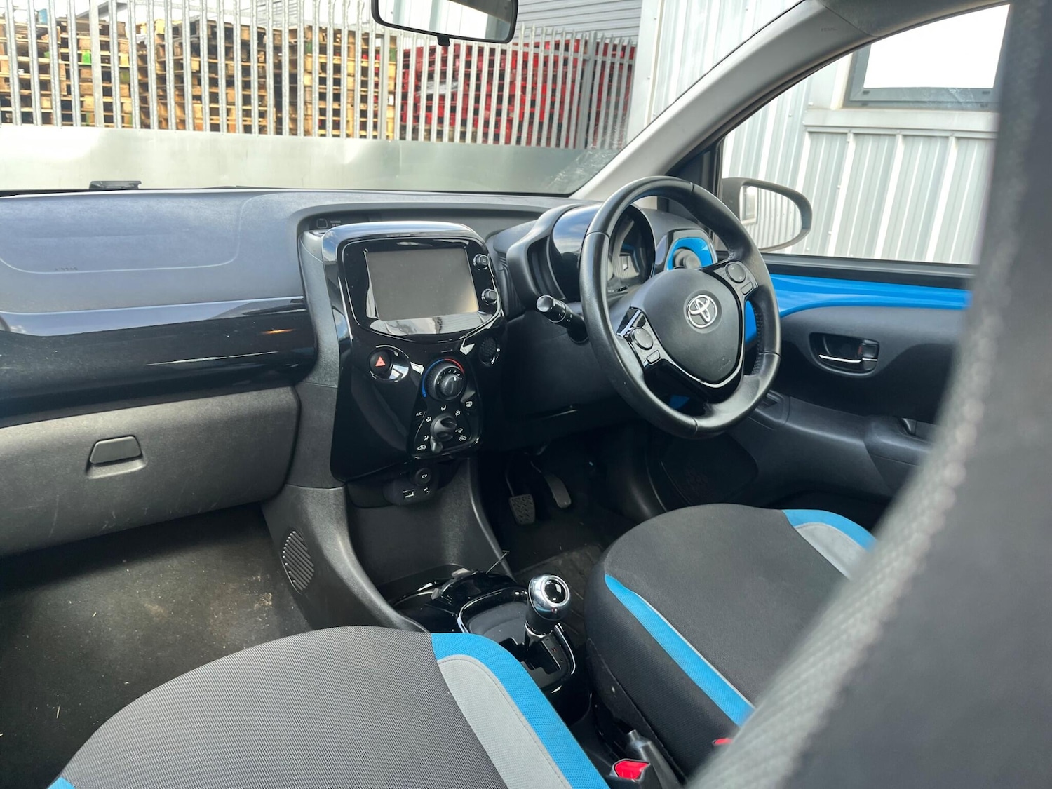 Used Toyota AYGO 2015 for sale - 77892539: Photo 30