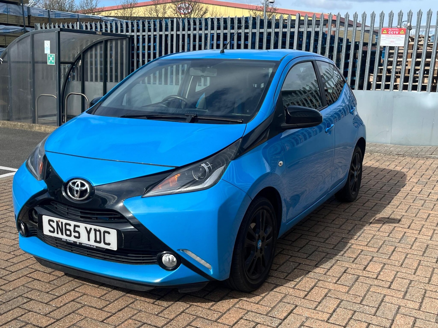 Used Toyota AYGO 2015 for sale - 77892539: Photo 4
