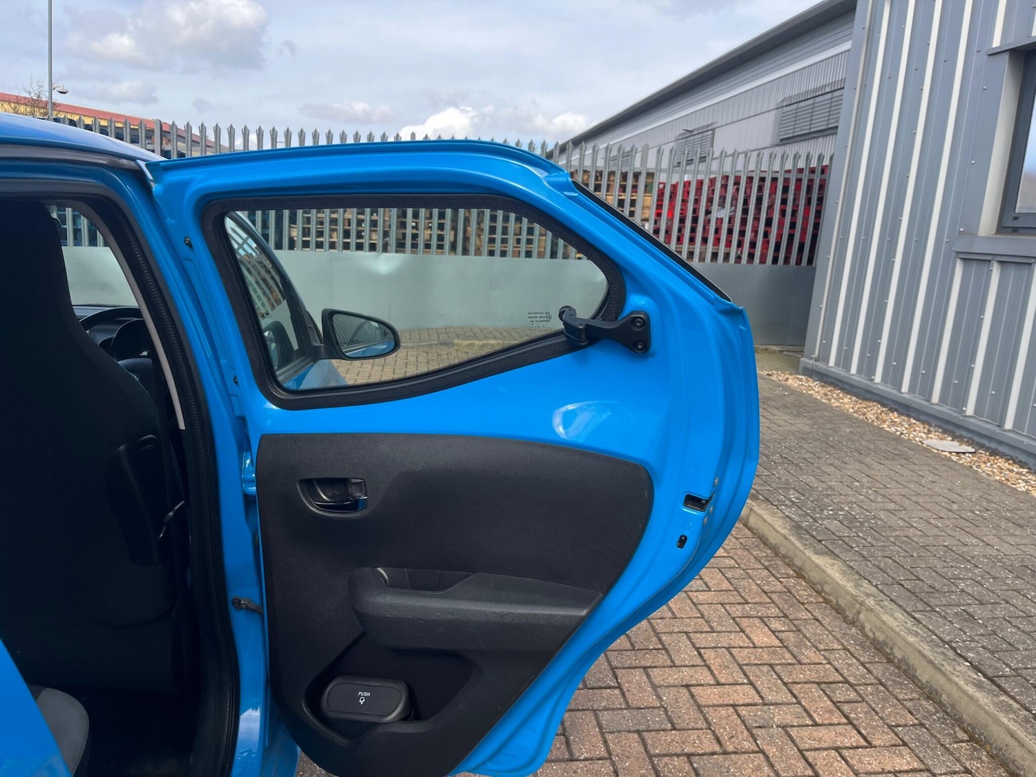 Used Toyota AYGO 2015 for sale - 77892539: Photo 48