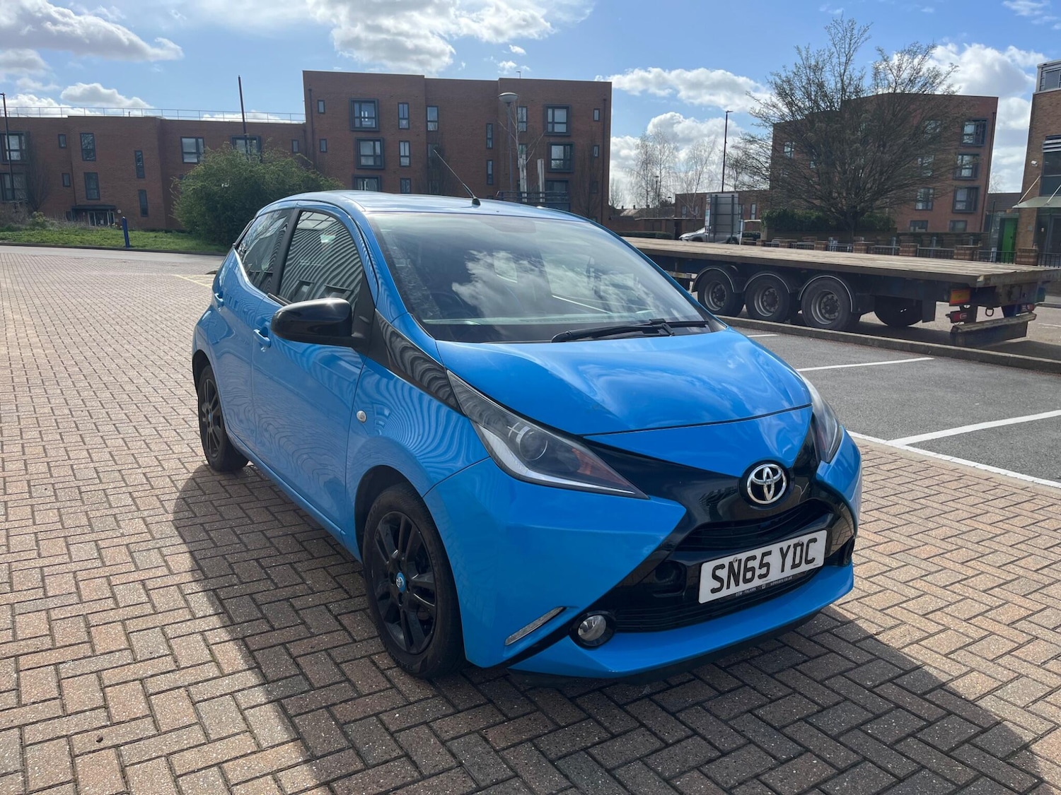 Used Toyota AYGO 2015 for sale - 77892539: Photo 8