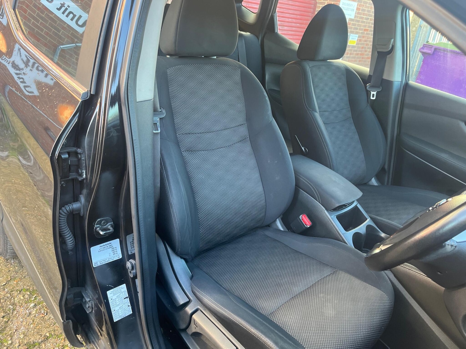 Used Nissan Qashqai 2015 for sale - 76781264: Photo 31