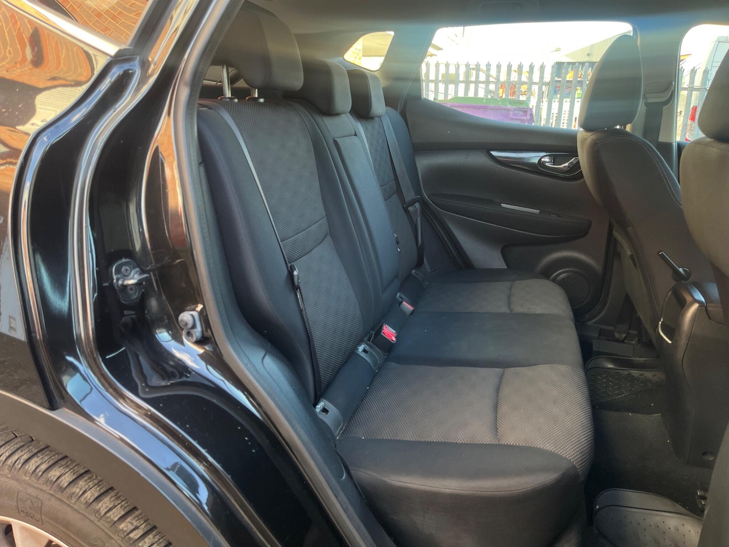 Used Nissan Qashqai 2015 for sale - 76781264: Photo 32