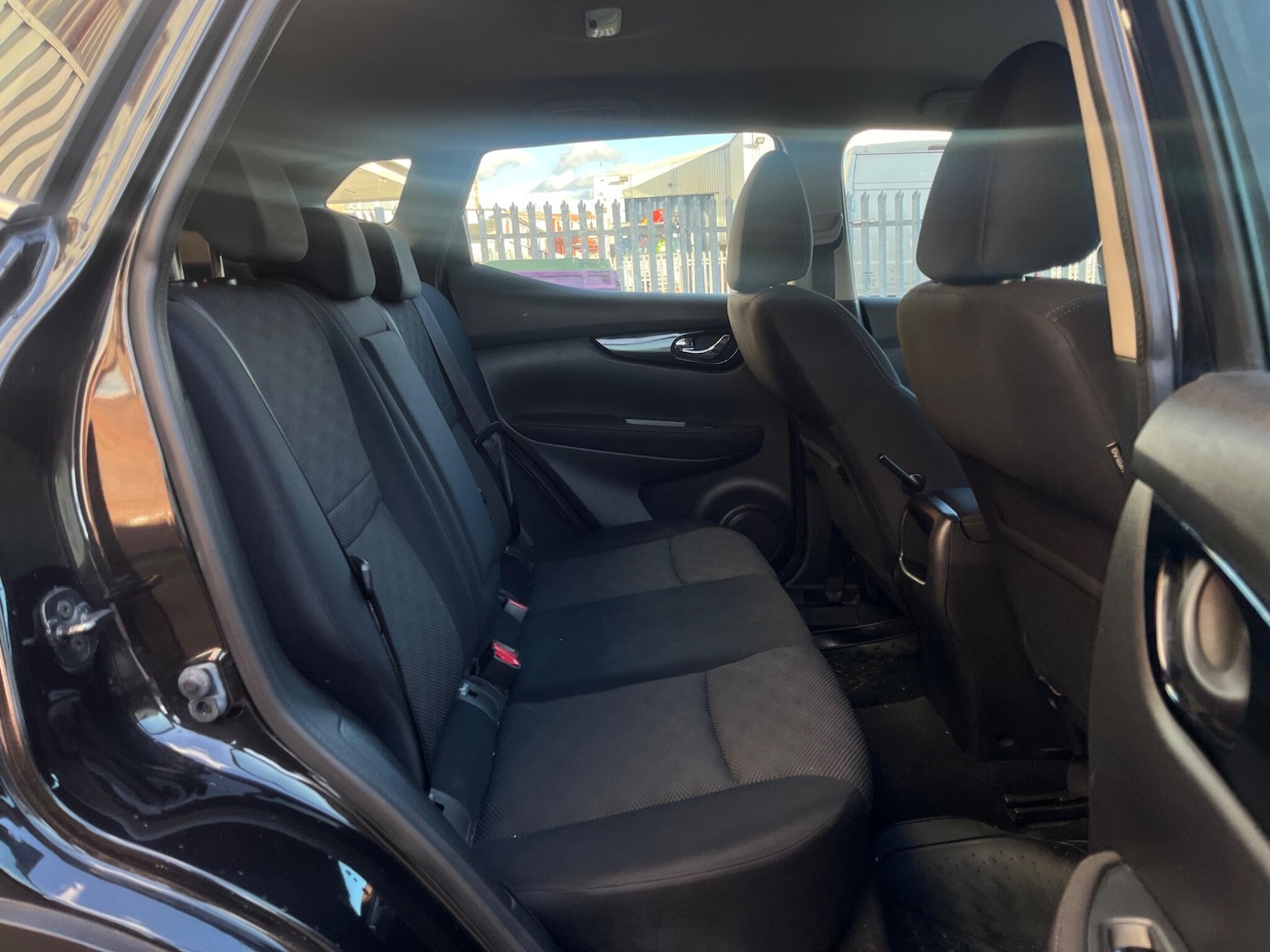 Used Nissan Qashqai 2015 for sale - 76781264: Photo 35