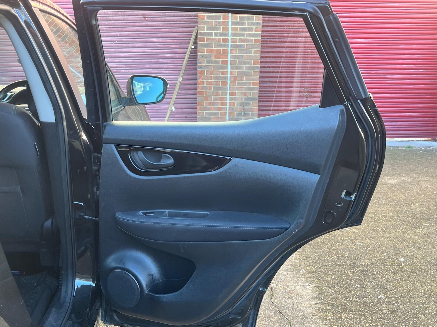 Used Nissan Qashqai 2015 for sale - 76781264: Photo 54