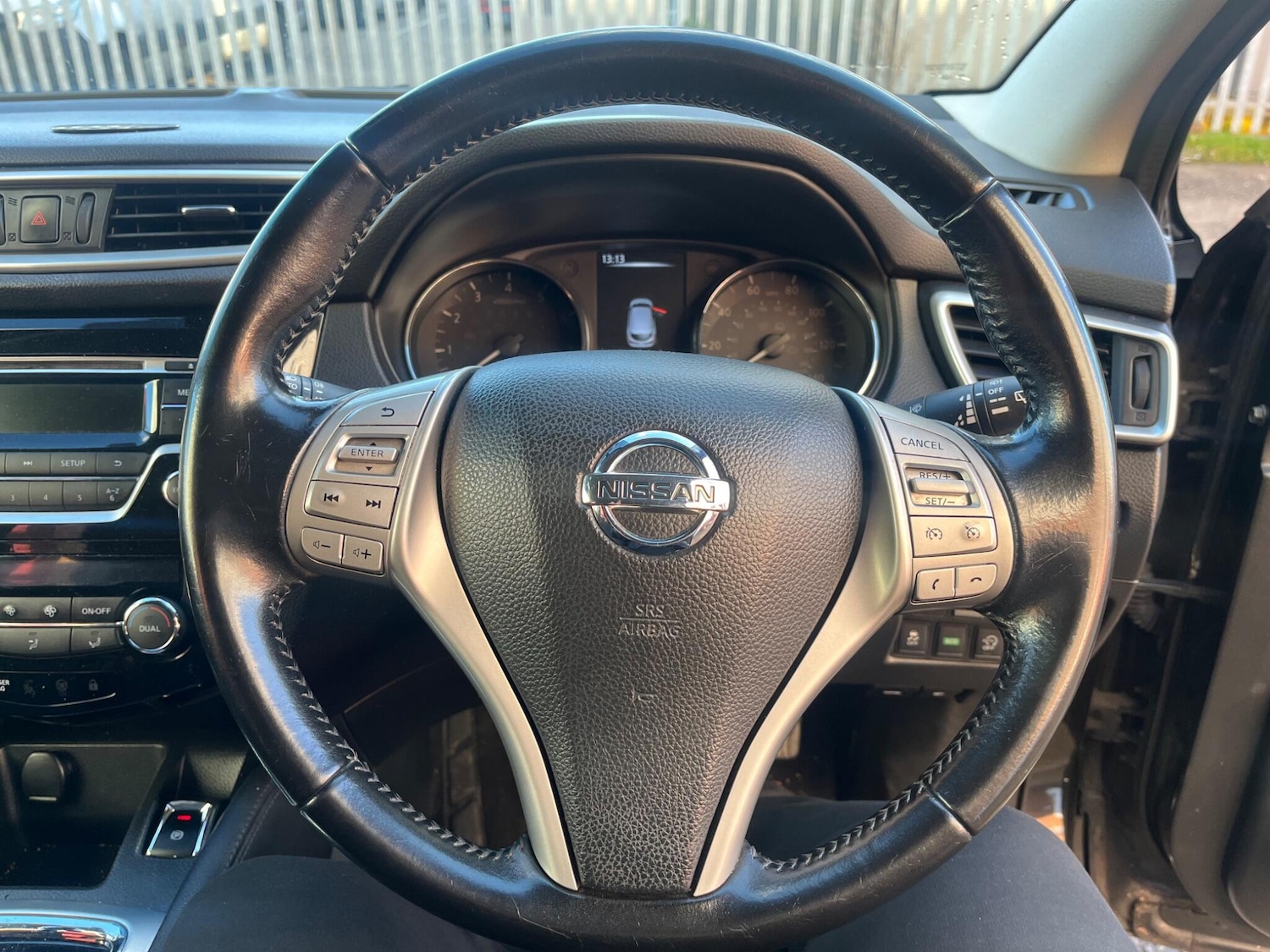 Used Nissan Qashqai 2015 for sale - 76781264: Photo 65