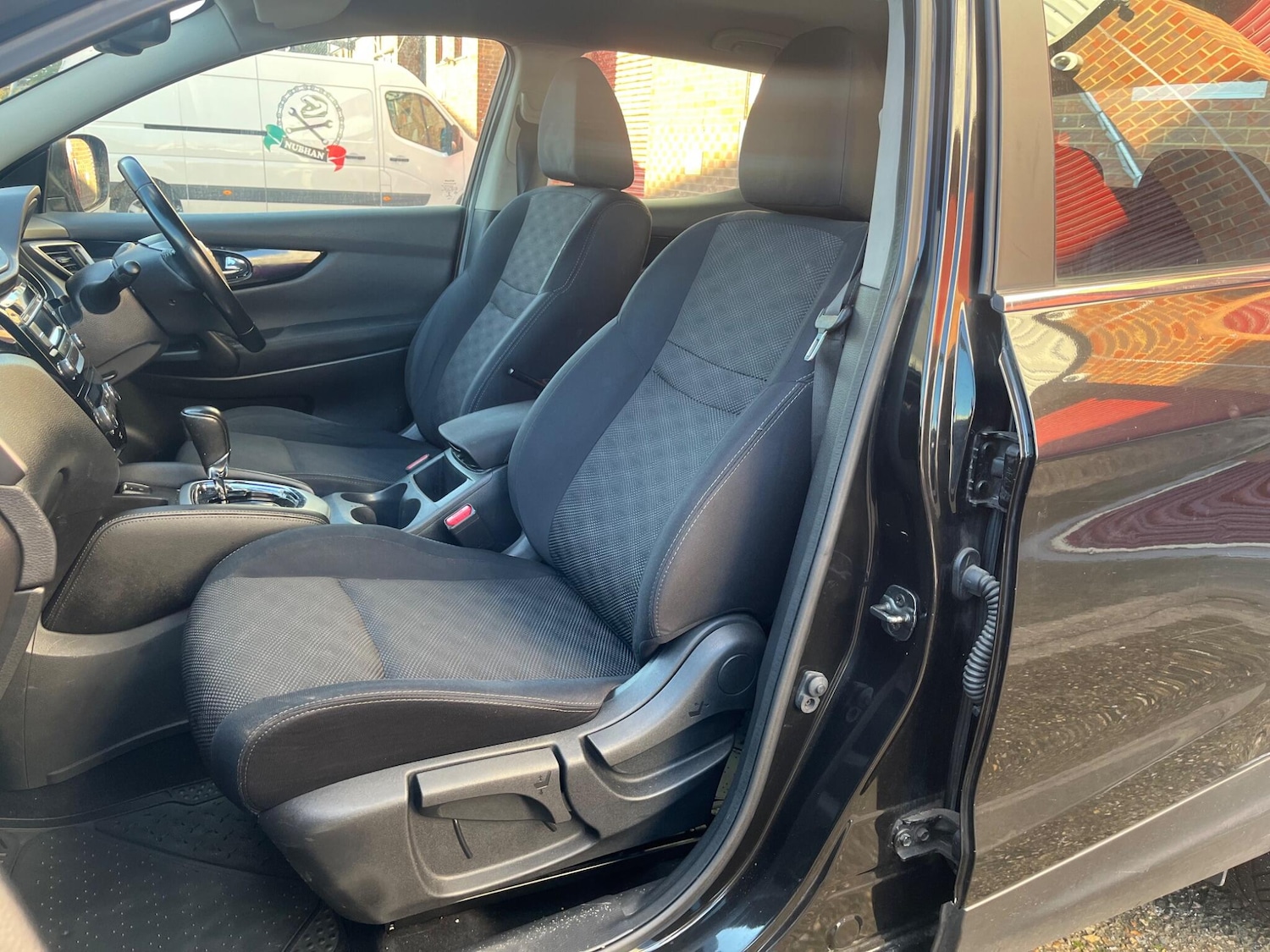 Used Nissan Qashqai 2015 for sale - 76781264: Photo 68