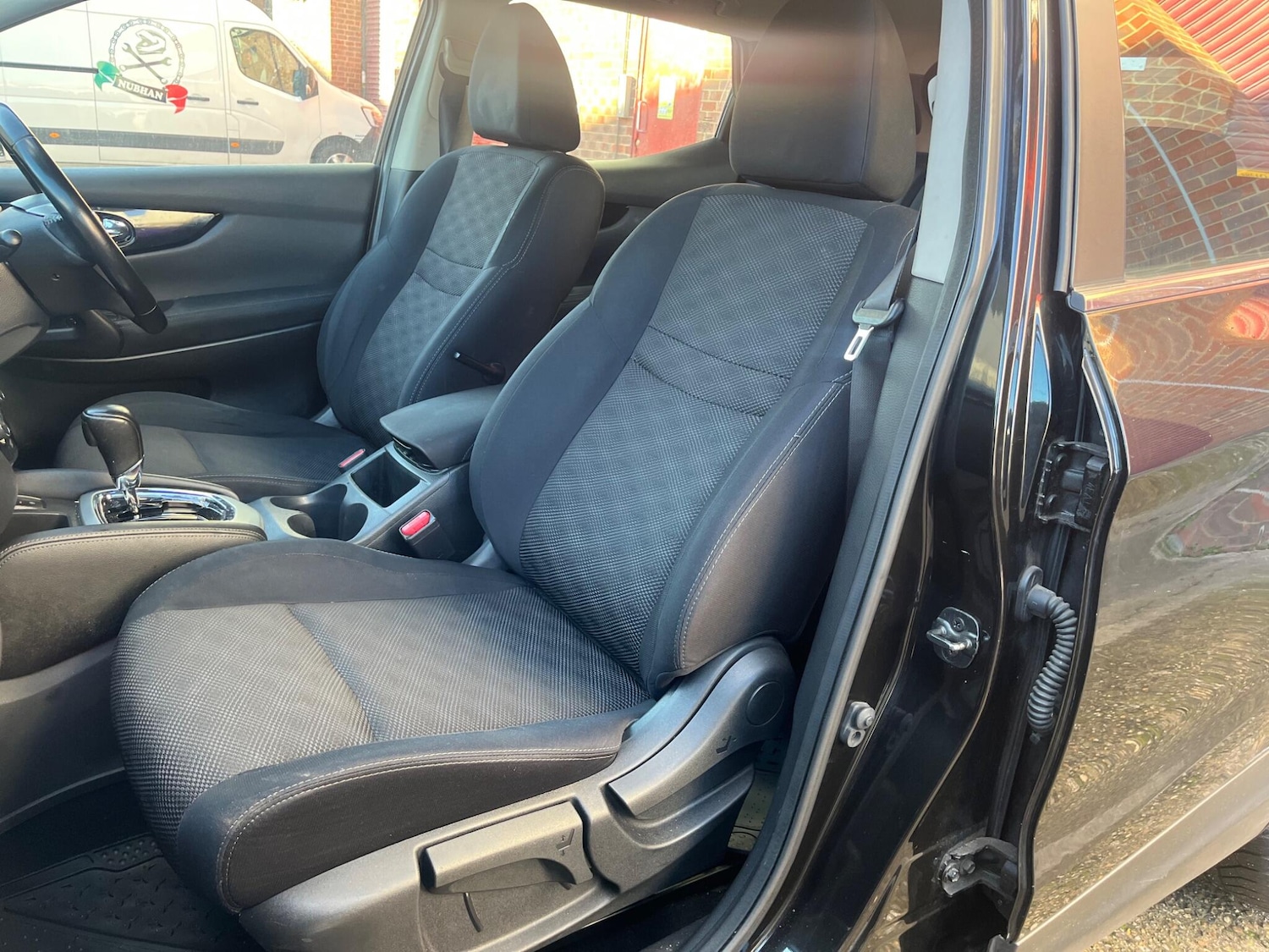 Used Nissan Qashqai 2015 for sale - 76781264: Photo 69