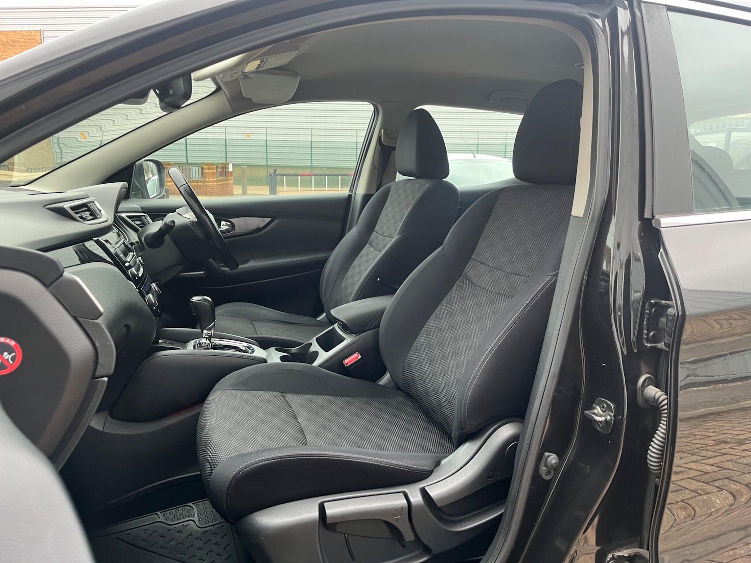 Used Nissan Qashqai 2015 for sale - 76781264: Photo 85