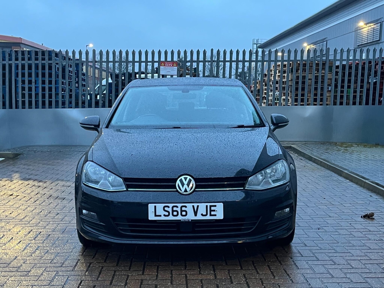 Used Volkswagen Golf 2016 for sale - 77468929: Photo 12