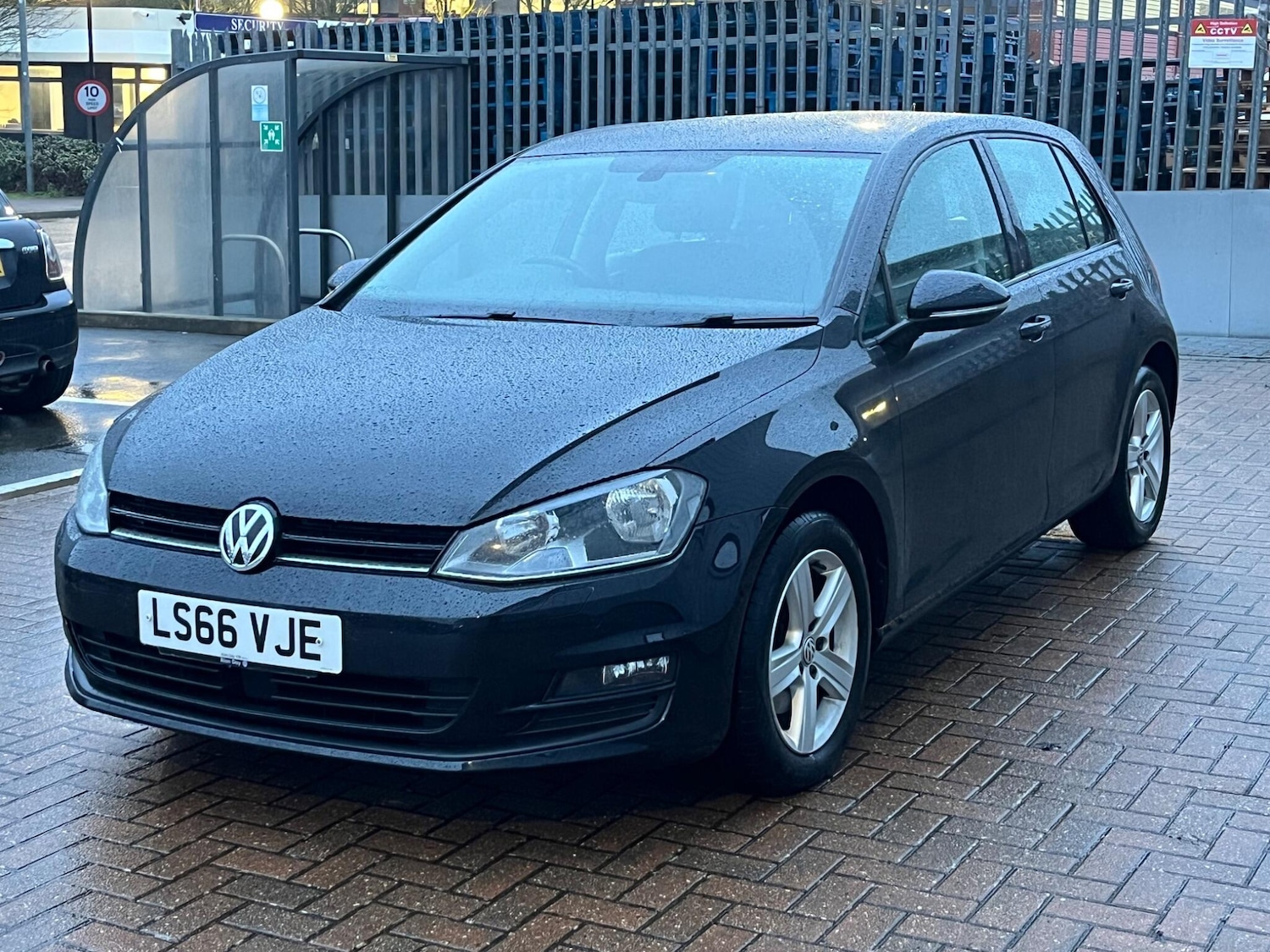 Used Volkswagen Golf 2016 for sale - 77468929: Photo 18