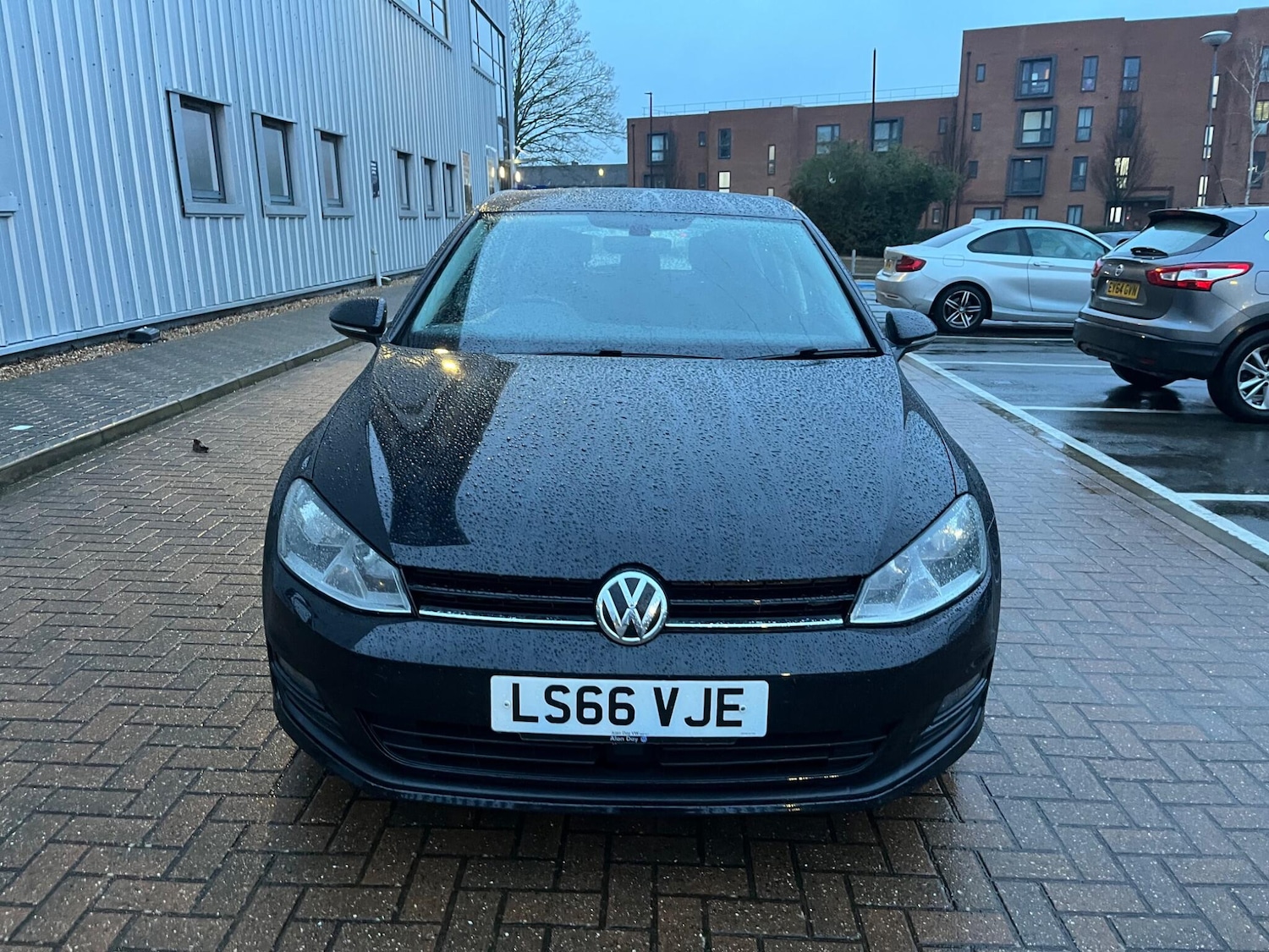 Used Volkswagen Golf 2016 for sale - 77468929: Photo 3