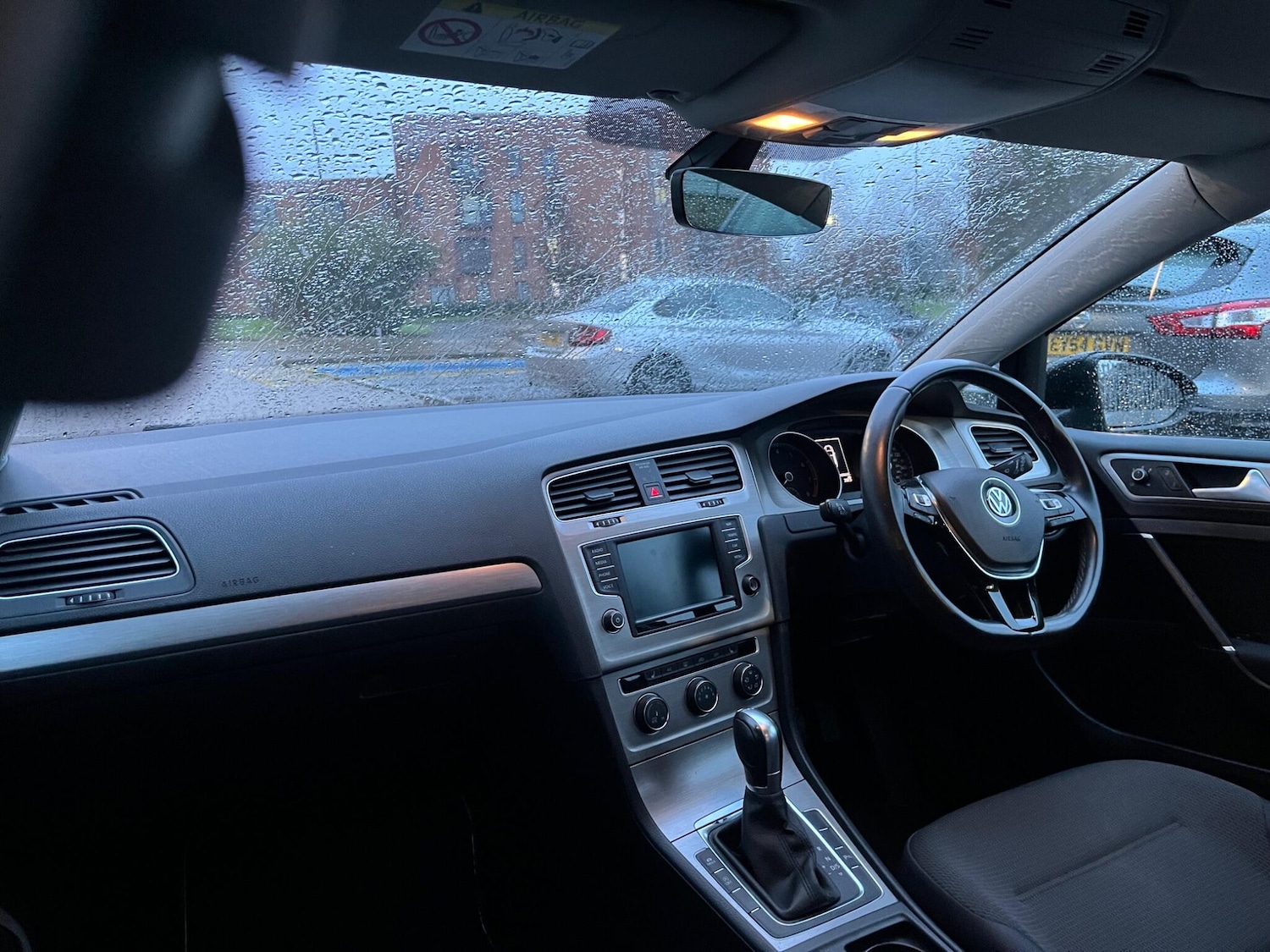 Used Volkswagen Golf 2016 for sale - 77468929: Photo 32