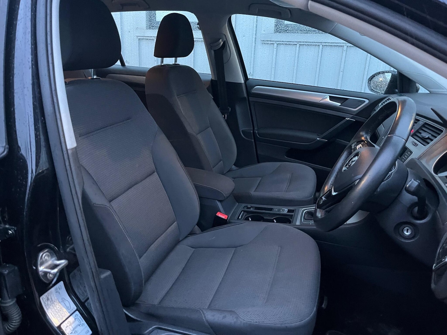 Used Volkswagen Golf 2016 for sale - 77468929: Photo 38