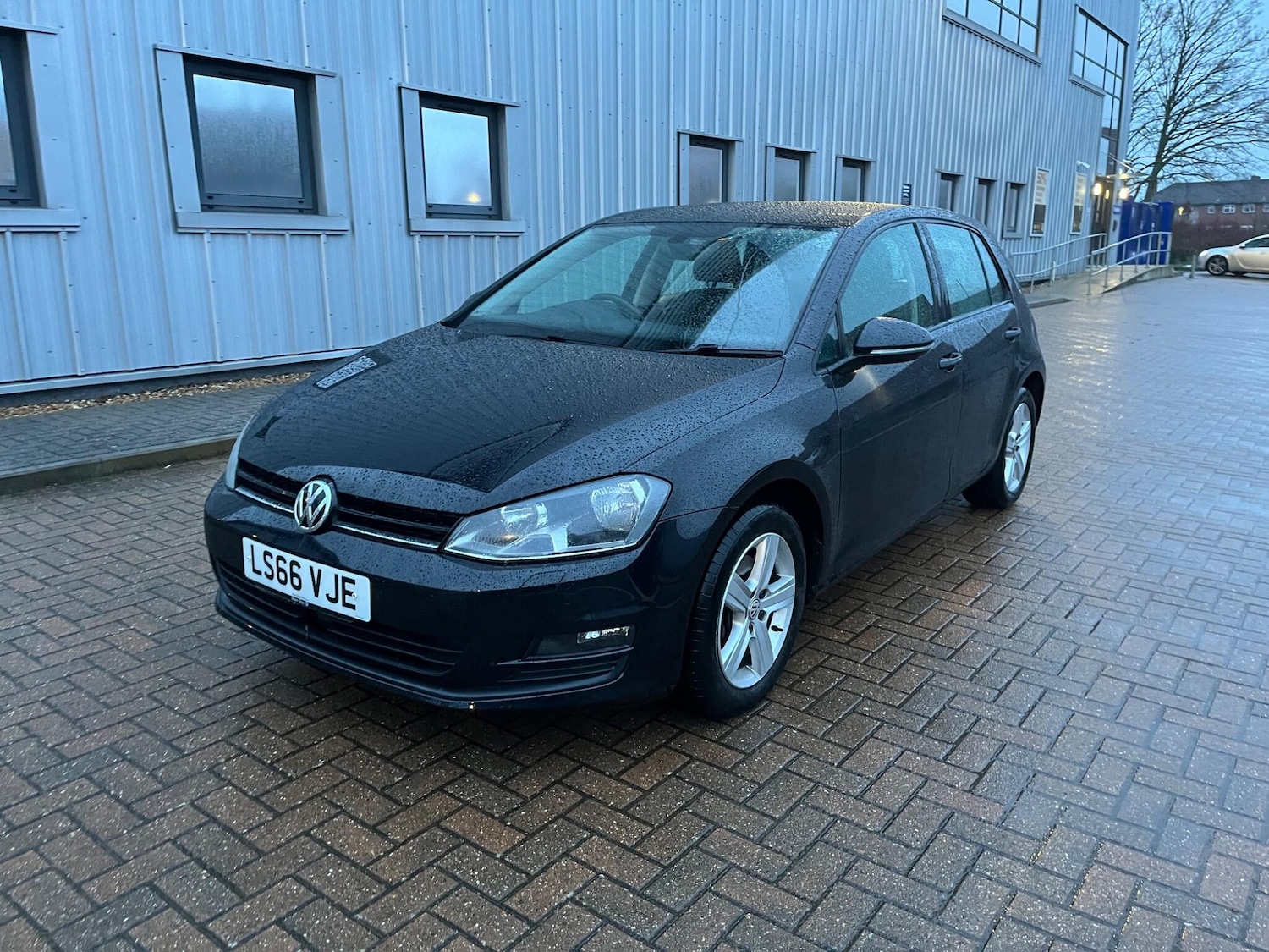Used Volkswagen Golf 2016 for sale - 77468929: Photo 4
