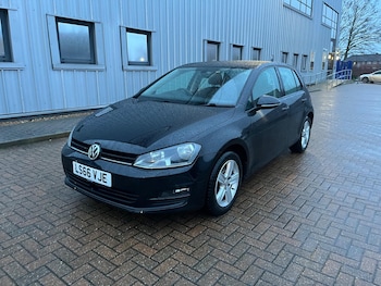 Used Volkswagen Golf 2016 for sale - 77468929: Photo