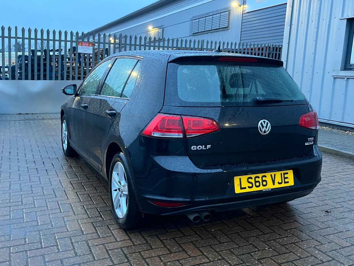 Used Volkswagen Golf 2016 for sale - 77468929: Photo 5