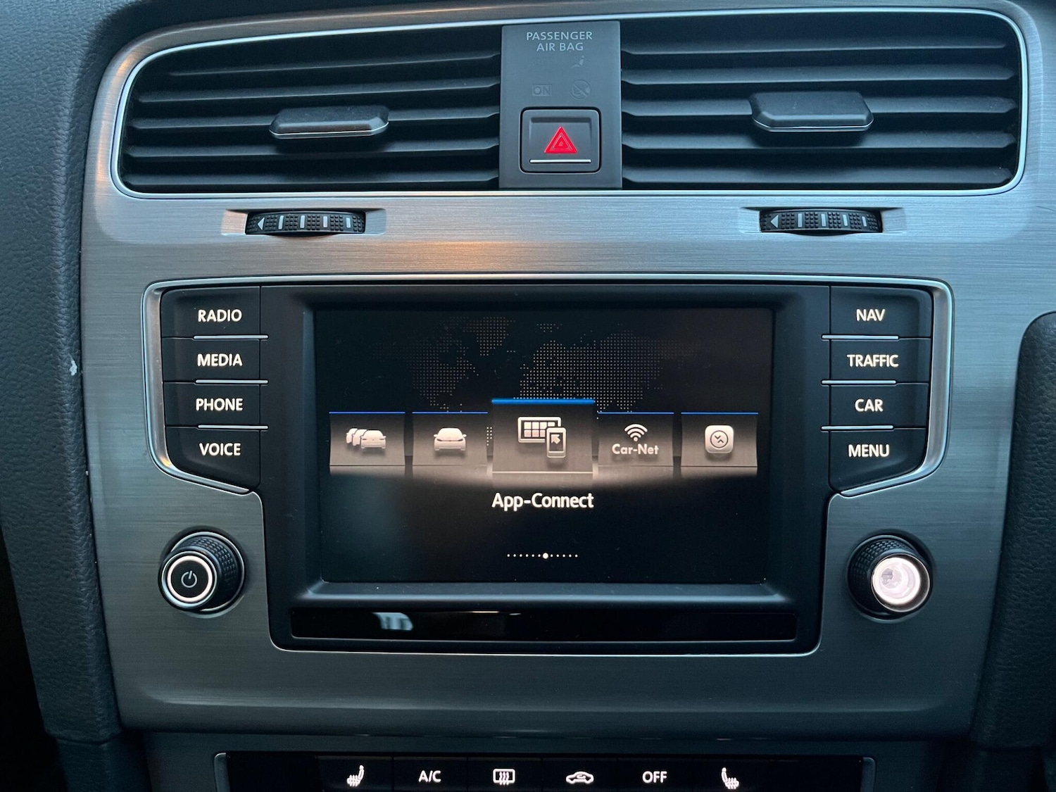 Used Volkswagen Golf 2016 for sale - 77468929: Photo 75