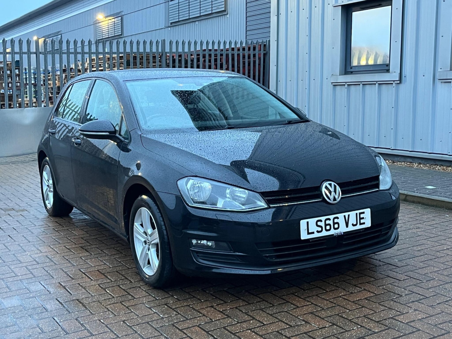 Used Volkswagen Golf 2016 for sale - 77468929: Photo 8