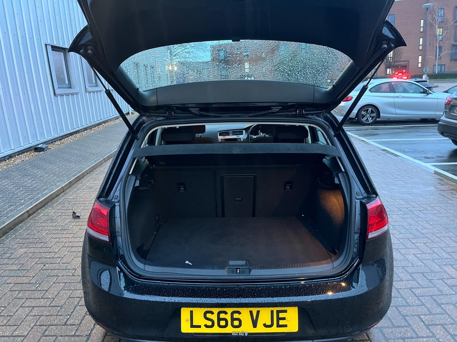 Used Volkswagen Golf 2016 for sale - 77468929: Photo 83