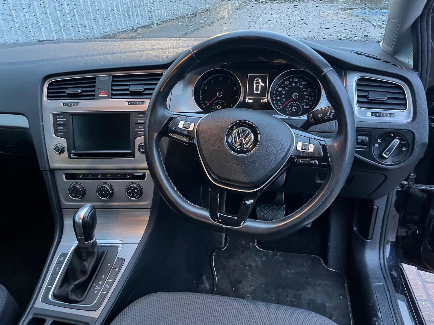 Used Volkswagen Golf 2016 for sale - 77468929: Photo 84