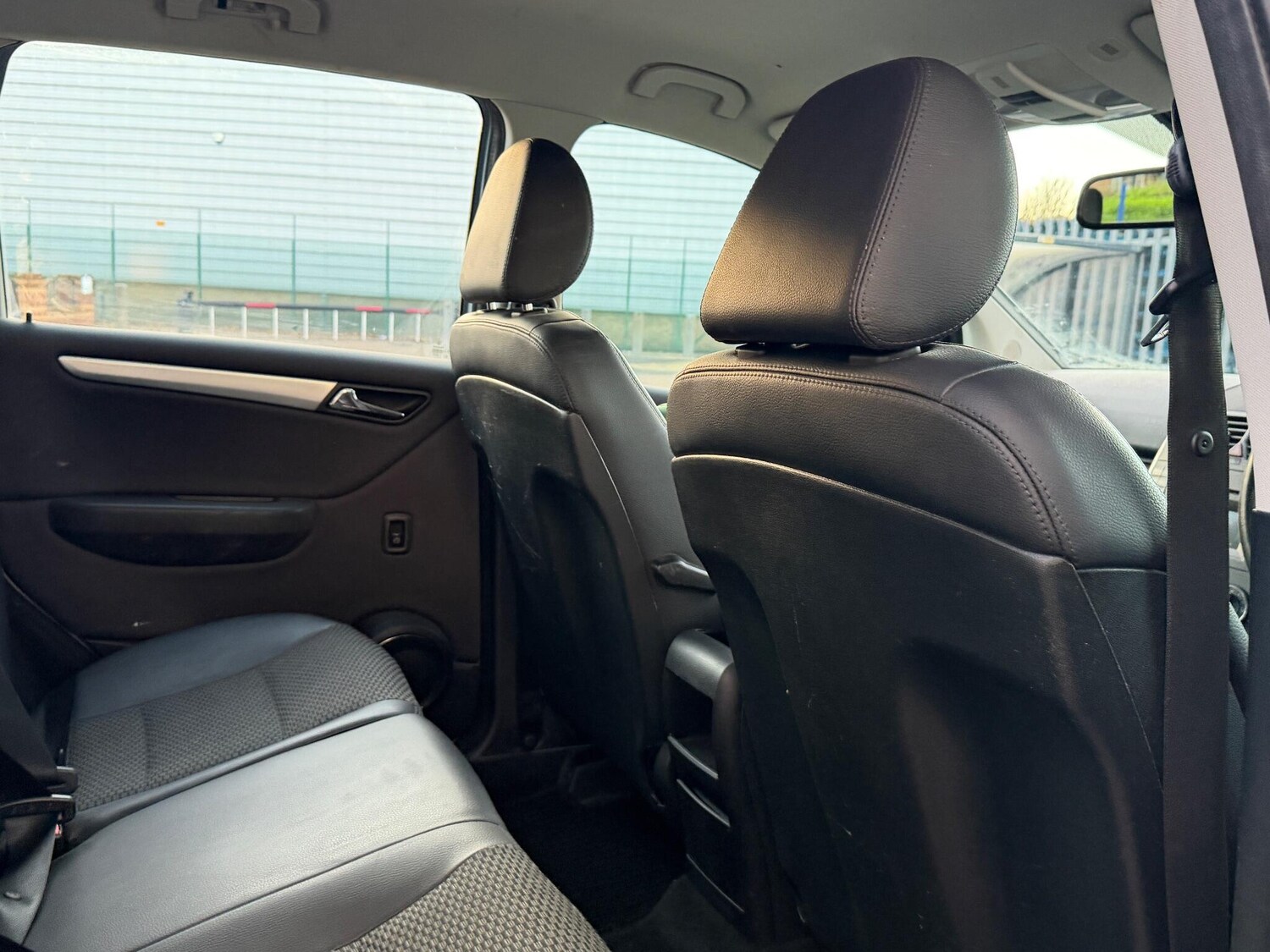 Used Mercedes-Benz A-Class 2010 for sale - 76753184: Photo 25