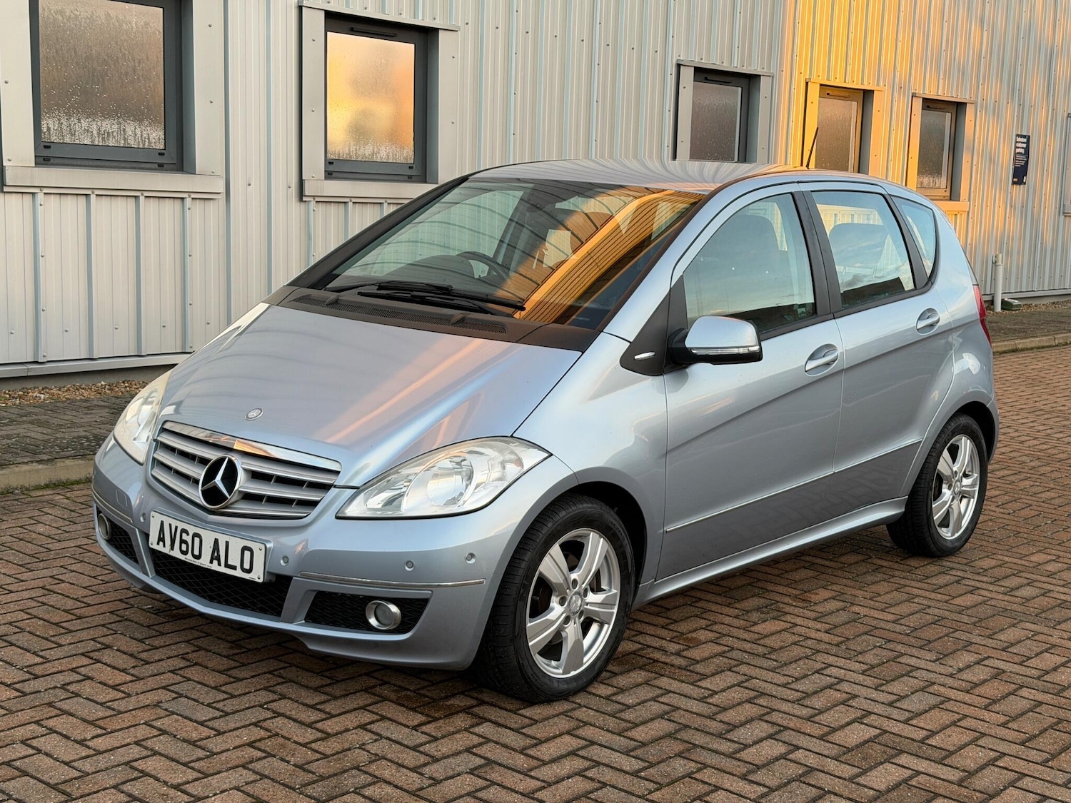 Used Mercedes-Benz A-Class 2010 for sale - 76753184: Photo 3