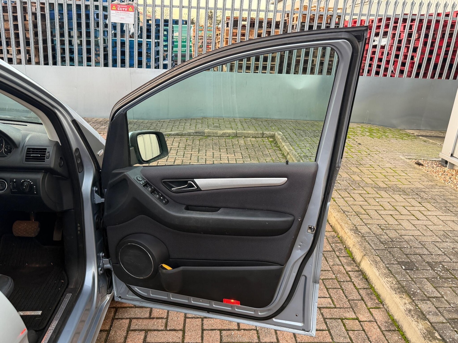 Used Mercedes-Benz A-Class 2010 for sale - 76753184: Photo 34