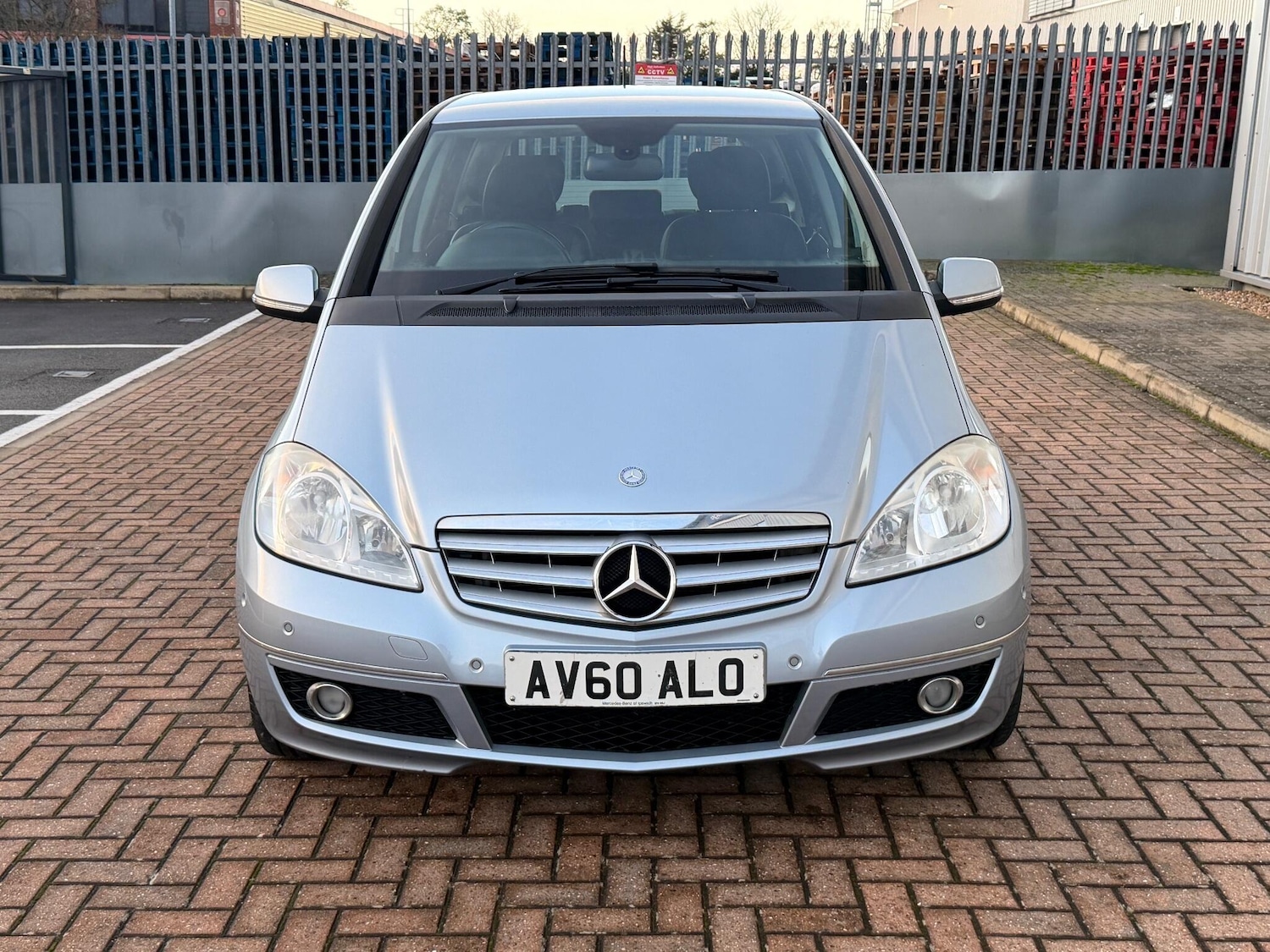 Used Mercedes-Benz A-Class 2010 for sale - 76753184: Photo 6
