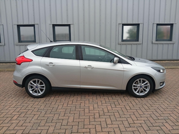 Used Ford Focus 2015 for sale - 76238938: Photo 16